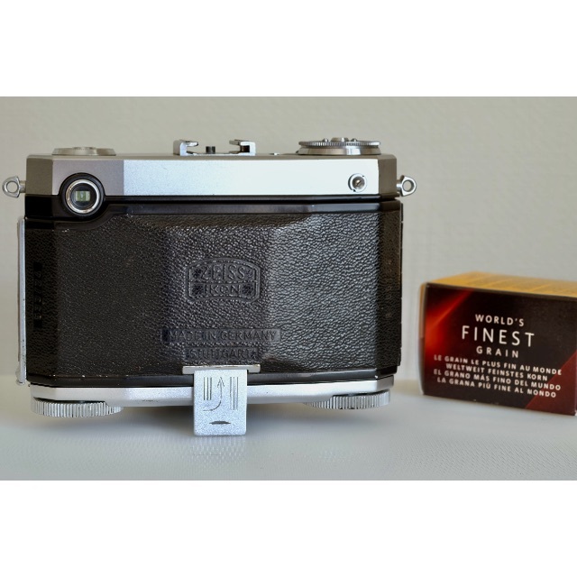 ZEISS IKON CONTESSA 35 銘機　美品・試写済