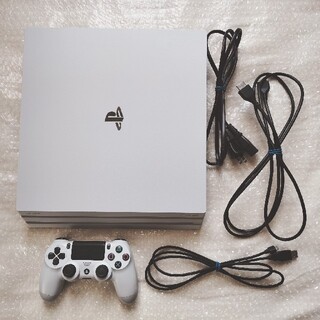 PlayStation4 pro　CUH-7000BB02　グレイシャーホワイト