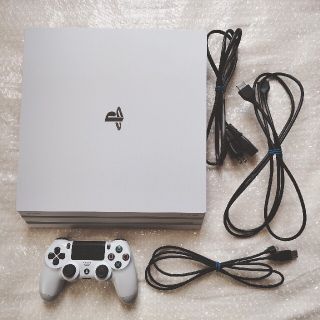 プレイステーション4(PlayStation4)のPlayStation4 pro　CUH-7000BB02　グレイシャーホワイト(家庭用ゲーム機本体)