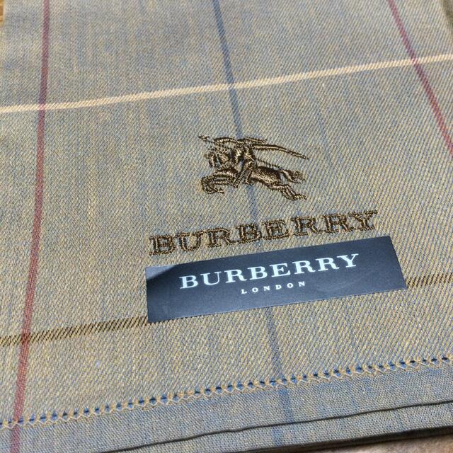 BURBERRY(バーバリー)のBurberry ハンカチ　新品 レディースのファッション小物(ハンカチ)の商品写真