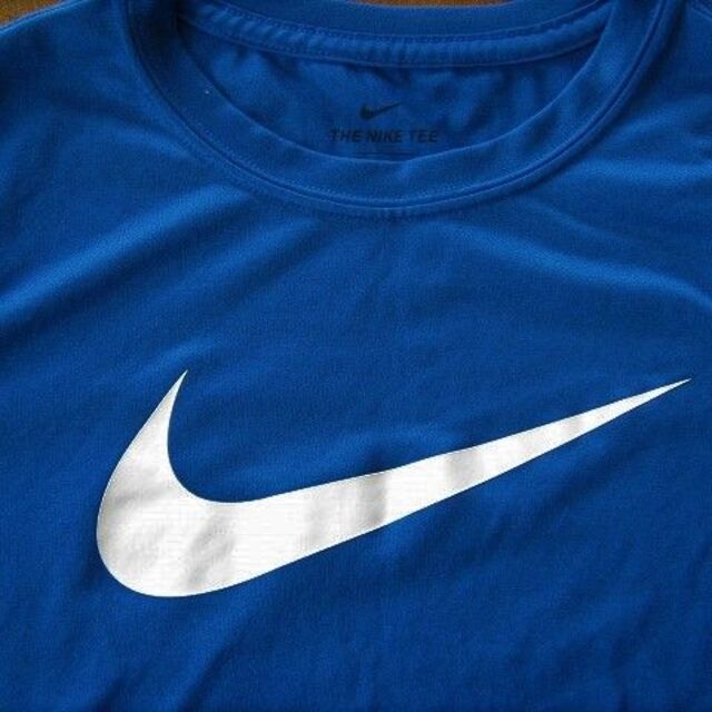 NIKE(ナイキ)の専用出品☆ＮＩＫＥ）ドライ半袖Ｔシャツ＆ユニクロ）紺ハーフパンツ２点☆美品 キッズ/ベビー/マタニティのキッズ服男の子用(90cm~)(Tシャツ/カットソー)の商品写真