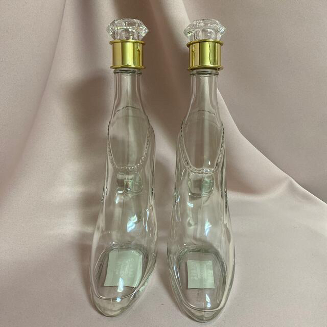 シンデレラ ガラスの靴 空瓶 スクリュータイプ 2個 ハンドメイドのフラワー/ガーデン(その他)の商品写真