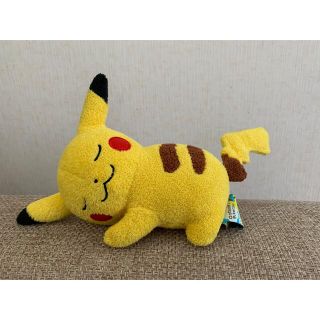 ポケモン(ポケモン)のおねむりピカチュウ  ぬいぐるみ(キャラクターグッズ)