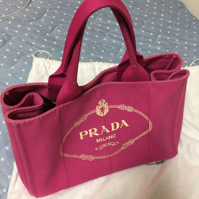 PRADA カナパバックMサイズ