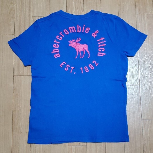 Abercrombie&Fitch(アバクロンビーアンドフィッチ)のabercrombie & fitch kids T-shirt キッズ/ベビー/マタニティのキッズ服男の子用(90cm~)(Tシャツ/カットソー)の商品写真