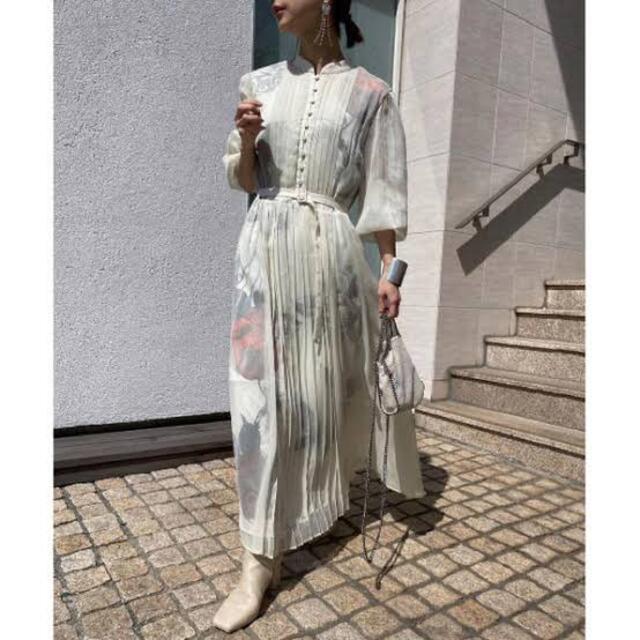 Ameri VINTAGE(アメリヴィンテージ)のAmeri VINTAGE ELLA VEIL DRESS レディースのワンピース(ロングワンピース/マキシワンピース)の商品写真