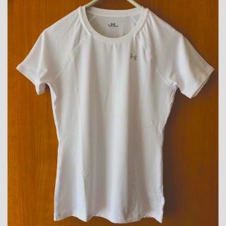 アンダーアーマー(UNDER ARMOUR)のアンダーアーマー　女性用Tシャツ(トレーニング用品)