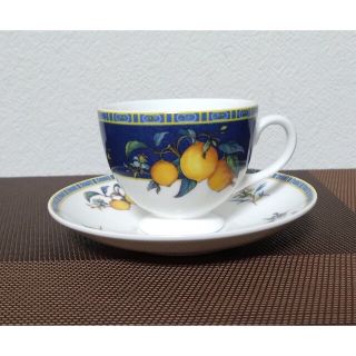 ウェッジウッド(WEDGWOOD)のウェッジウッド・シトロン ティーカップ&ソーサー(食器)