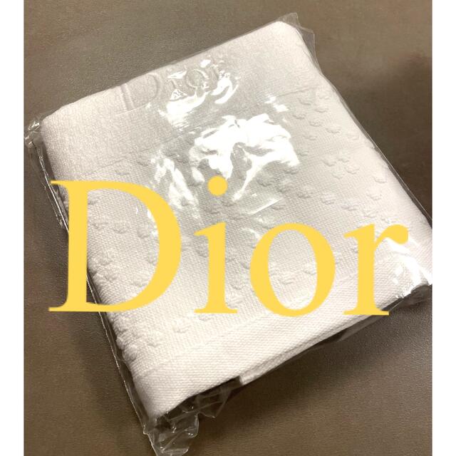 Dior(ディオール)のDior ノベルティータオル❤️ インテリア/住まい/日用品の日用品/生活雑貨/旅行(タオル/バス用品)の商品写真