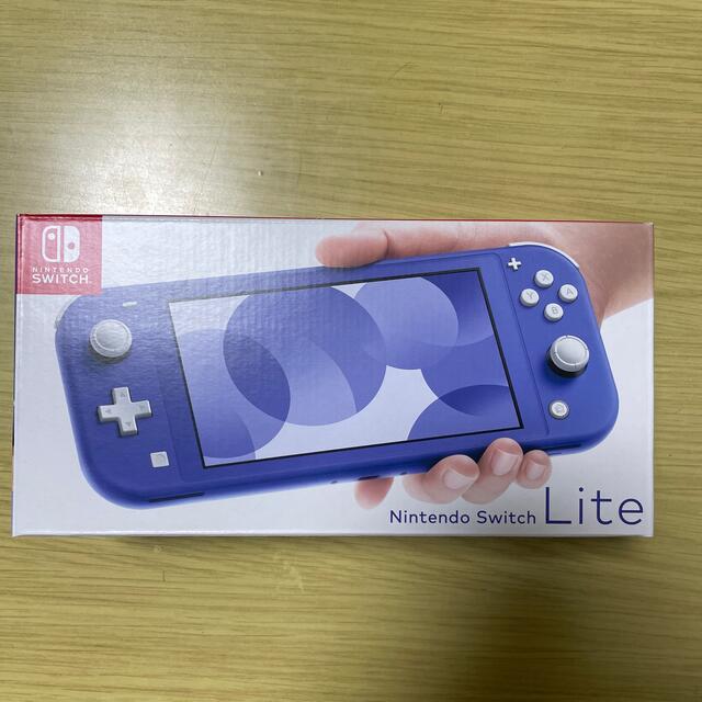 Nintendo Switch(ニンテンドースイッチ)のNintendo Switch LITE ブルー エンタメ/ホビーのゲームソフト/ゲーム機本体(家庭用ゲーム機本体)の商品写真