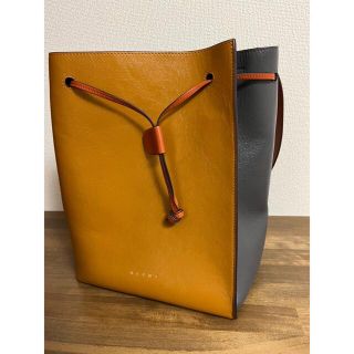 マルニ(Marni)のMARNI ショルダーバッグ(ショルダーバッグ)