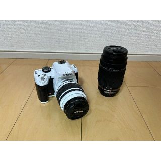 ペンタックス(PENTAX)のPENTAX  K-r　ホワイト　ダブルズームキット(デジタル一眼)