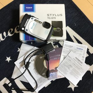 オリンパス(OLYMPUS)のOLYMPUS TG870 デジカメ(コンパクトデジタルカメラ)