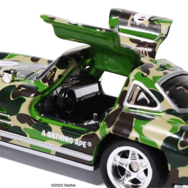 A BATHING APE(アベイシングエイプ)のBAPE HOT WHEELS 55 MERCEDES-BENZ 300SL エンタメ/ホビーのおもちゃ/ぬいぐるみ(ミニカー)の商品写真