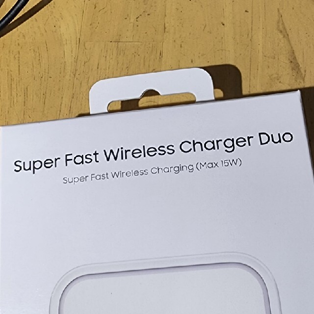 BUDS2とSuper Fast Wireless Charger Duo