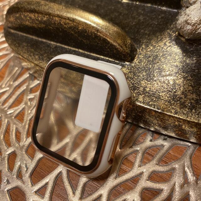 匿名配送！Apple Watch カバー  40mm  ゴールドフレーム　 スマホ/家電/カメラのスマホアクセサリー(モバイルケース/カバー)の商品写真