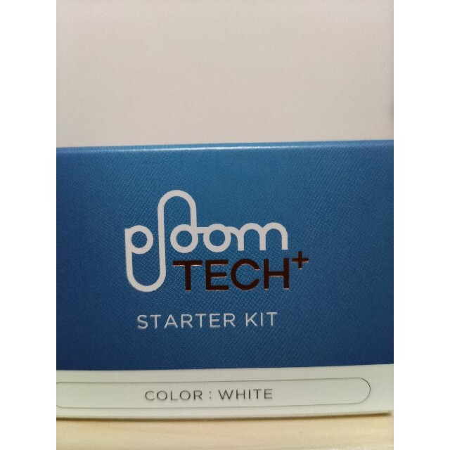 PloomTECH(プルームテック)のプルームテックプラススターターキットホワイト新品未使用 メンズのファッション小物(タバコグッズ)の商品写真