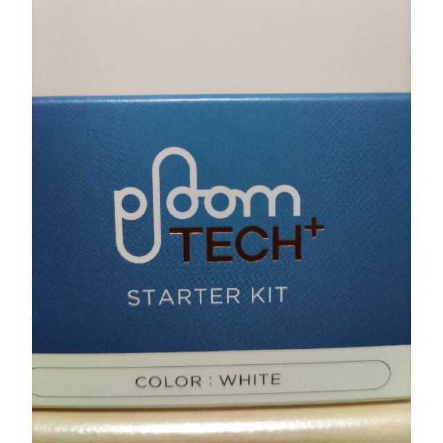 PloomTECH(プルームテック)のプルームテックプラススターターキットホワイト新品未使用 メンズのファッション小物(タバコグッズ)の商品写真