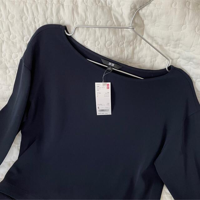 UNIQLO(ユニクロ)のユニクロ　ドレープボートネックTブラウス レディースのトップス(シャツ/ブラウス(長袖/七分))の商品写真