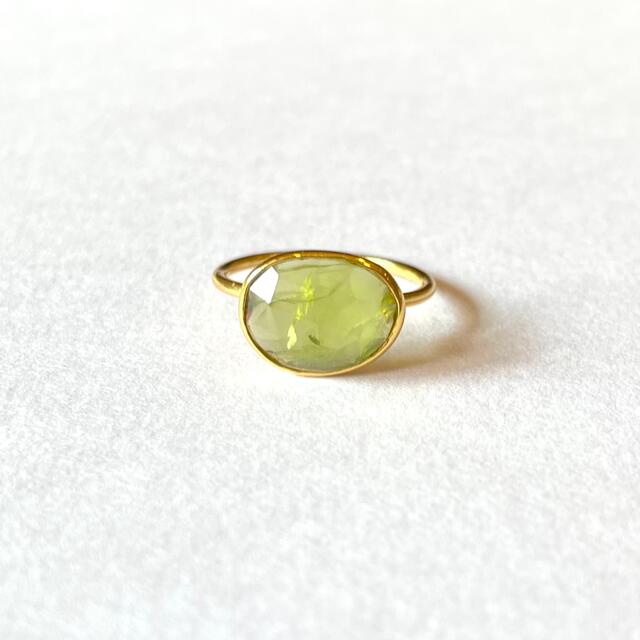 Peridot 22k gold plated ring レディースのアクセサリー(リング(指輪))の商品写真