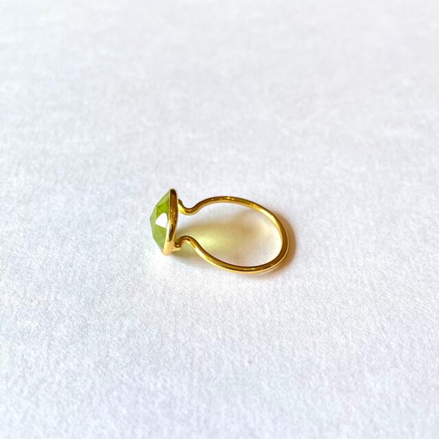 Peridot 22k gold plated ring レディースのアクセサリー(リング(指輪))の商品写真