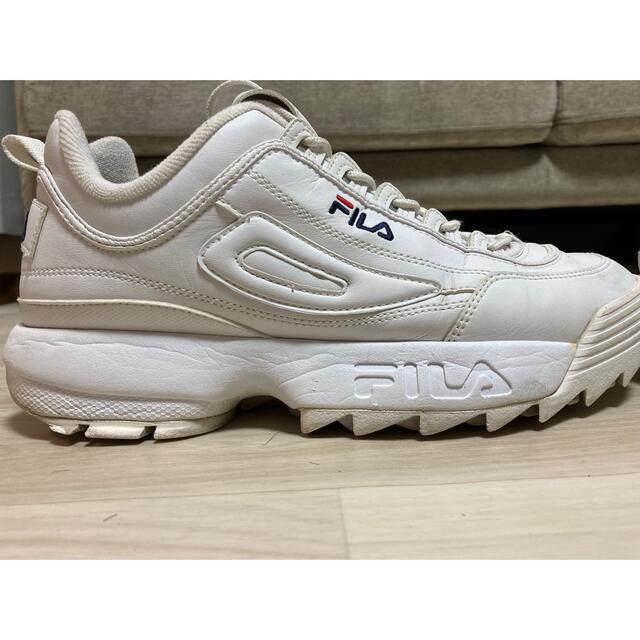 FILA(フィラ)のFILA ディスラプター　ダットスニーカー　28センチ メンズの靴/シューズ(スニーカー)の商品写真