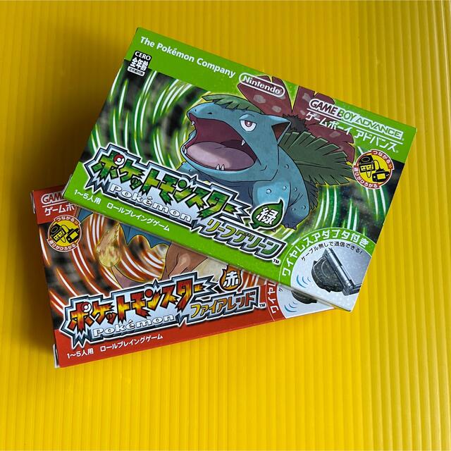 ●  ゲームボーイアドバンスカセット（ポケットモンスター×2個）●