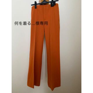 ザラ(ZARA)のZARA人気 オレンジパンツ　XS(カジュアルパンツ)