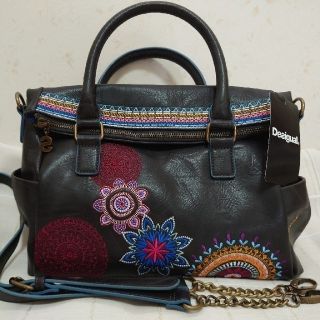 デシグアル(DESIGUAL)のDesigualバッグ（新品）黒(ハンドバッグ)