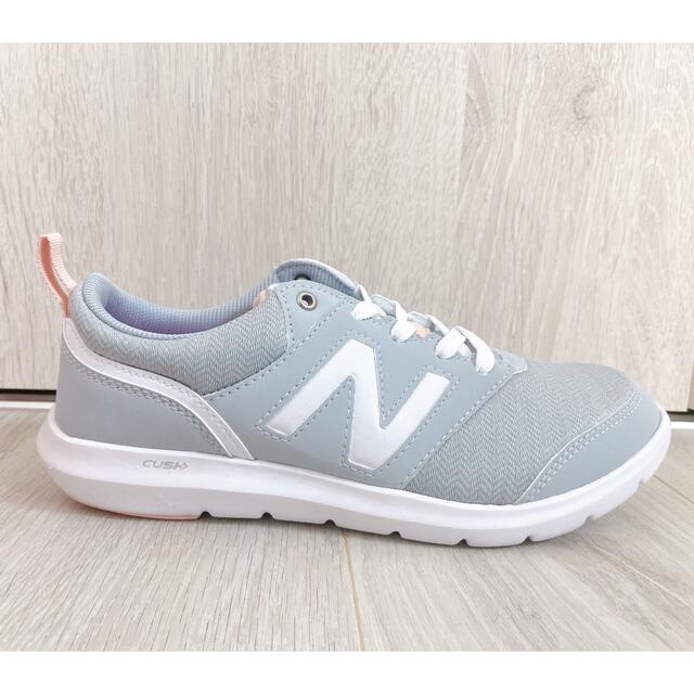 New Balance(ニューバランス)の【新品未使用】NB ピンク×グレイ 23.5(WA315WG2╱ライトブルー) レディースの靴/シューズ(スニーカー)の商品写真