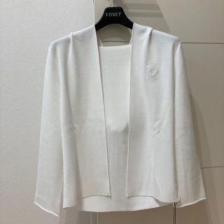 フォクシー(FOXEY)のFOXEY 2022年新作 43008 "RELAX HOODIE"(カーディガン)