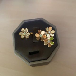 ネット売品 ジェイパールk18小花デザインリング astra-ma.cz