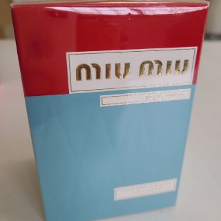 ミュウミュウ(miumiu)の新品未開封miu miu　ミュウミュウMIUオードパルファム30ml(香水(女性用))