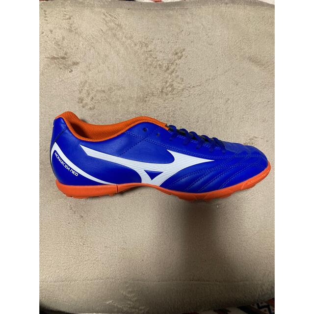 MIZUNO(ミズノ)のftussy様専用【新品】ミズノ　トレーニングシューズ スポーツ/アウトドアのサッカー/フットサル(シューズ)の商品写真