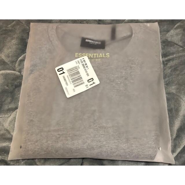 FEAR OF GOD(フィアオブゴッド)のFOG ESSENTIALS エッセンシャルズ　リフレクティブ　Tシャツ　L メンズのトップス(Tシャツ/カットソー(半袖/袖なし))の商品写真