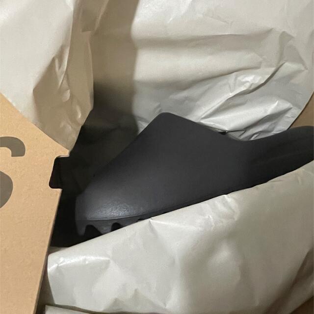 adidas(アディダス)のadidas YEEZY SLIDE ONYX 27.5 メンズの靴/シューズ(サンダル)の商品写真