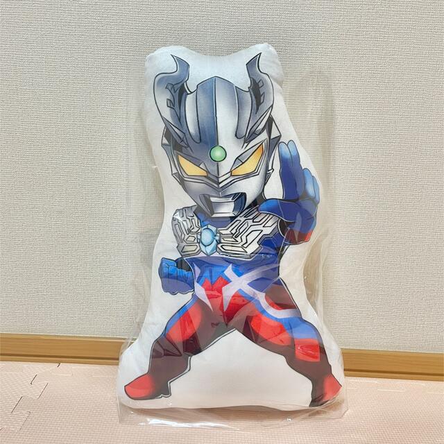 未使用 ウルトラマン ぬいぐるみ 45cm 3体セット エンタメ/ホビーのおもちゃ/ぬいぐるみ(キャラクターグッズ)の商品写真