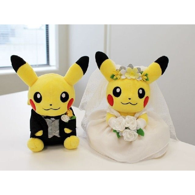 新品未開封☆ポケモンセンター限定ウェディングピカチュウオス