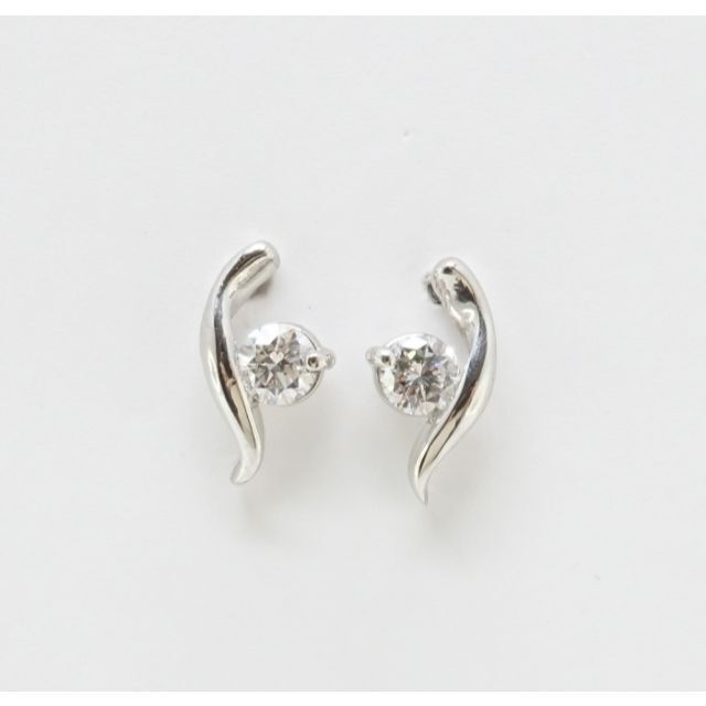 新品プラチナダイヤピアスＤ:0.17ct