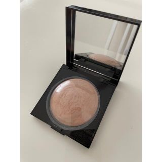 ローラメルシエ(laura mercier)のローラメルシエ マットラディアンス ベイクドパウダー ハイライト01 (フェイスパウダー)