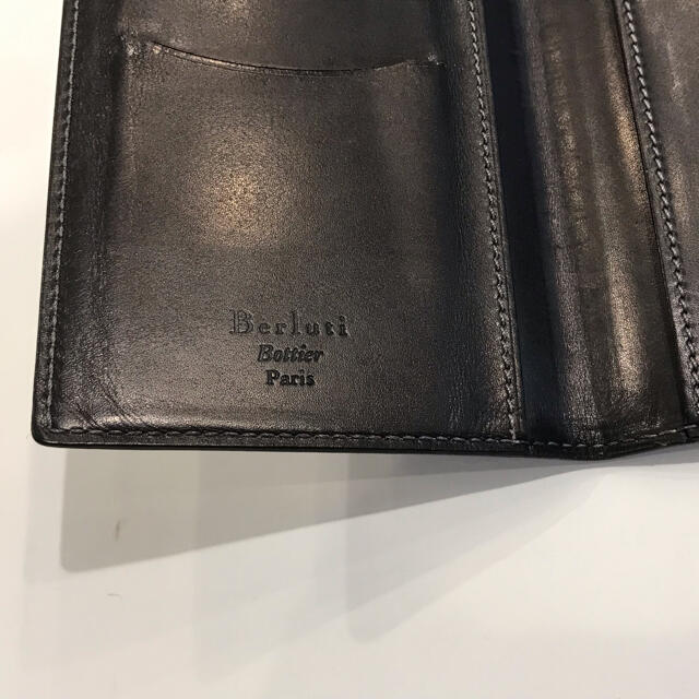 Berluti(ベルルッティ)のRR287　美品　ベルルッティ　手帳カバー　ブラック ハンドメイドの文具/ステーショナリー(その他)の商品写真