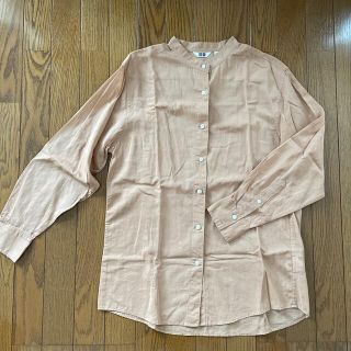 ユニクロ(UNIQLO)のUNIQLO シアーバンドカラーシャツ BROWN Lサイズ(シャツ/ブラウス(長袖/七分))