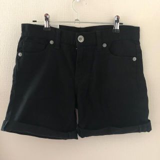 ユニクロ(UNIQLO)の新品　UNIQLO カラーロールアップショートパンツ(ショートパンツ)