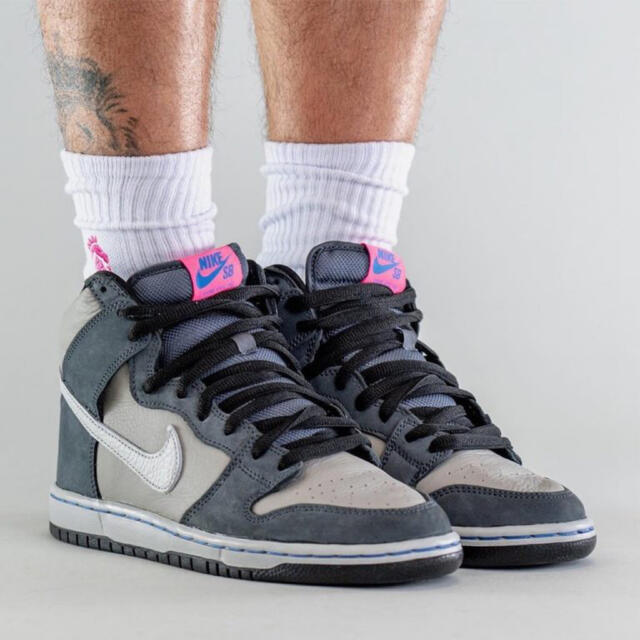 NIKE(ナイキ)の【Nike SB】Dunk High Pro “Medium Grey” メンズの靴/シューズ(スニーカー)の商品写真