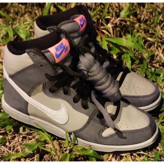 NIKE(ナイキ)の【Nike SB】Dunk High Pro “Medium Grey” メンズの靴/シューズ(スニーカー)の商品写真