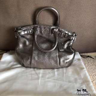 コーチ(COACH)の新品未使用　コーチのツーウェイバック　本革　シルバー、無地(ハンドバッグ)