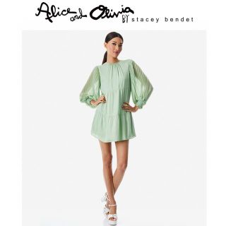 アリスアンドオリビア(Alice+Olivia)の❤️ ★Alice olive 22新作新品  グリーンワンピース　オシャレ(ひざ丈ワンピース)