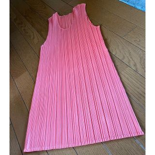 プリーツプリーズイッセイミヤケ(PLEATS PLEASE ISSEY MIYAKE)のプリーツノースリーブ(カットソー(半袖/袖なし))