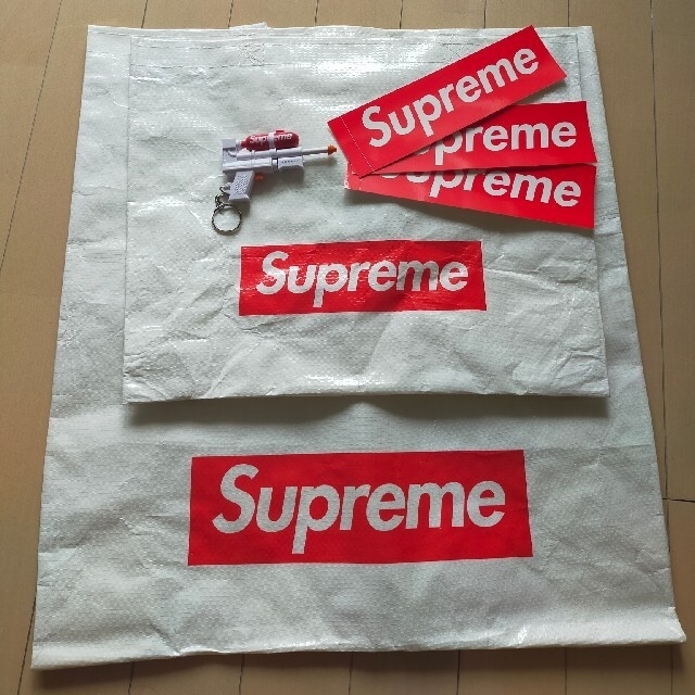 Supremeショッパー 中小+キーホルダー