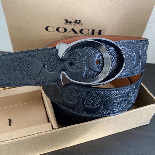 COACH(コーチ)のコーチ　メンズベルト　新品　最新リバーシブルシグネチャー箱付きバックル回転可能 メンズのファッション小物(ベルト)の商品写真